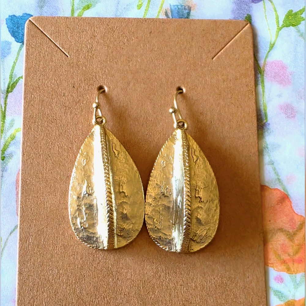 Elegant Gold Color Teardrop Earrings